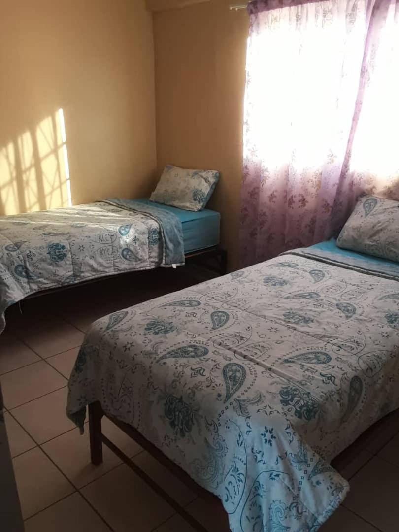 Orbanlife Lite Keetmanshoop Apartment Exterior foto